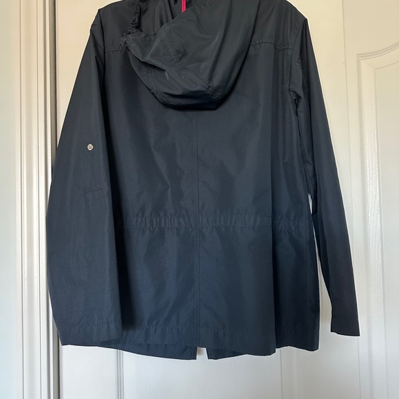 Women’s Bass Blue raincoat size small - Picture 2 of 6
